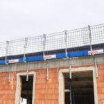 Protect Net Seitenschutzgittersystem in Verbindung mit elea Flachdachabgrenzung RS – Bild 9